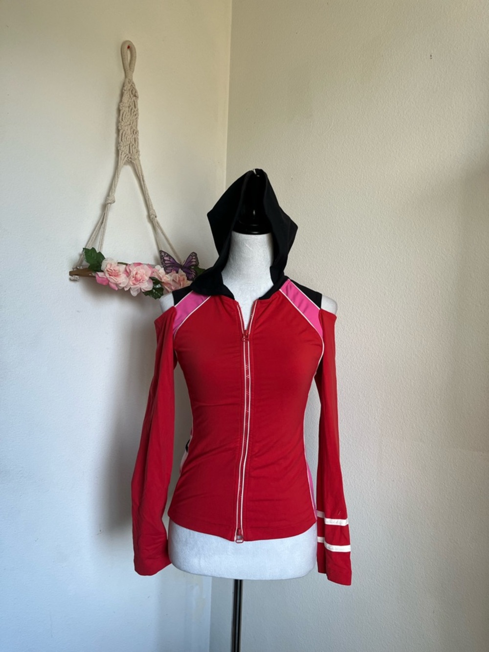 Y2K Bebe Sports Shoulder Cutout zip up Sweater size small